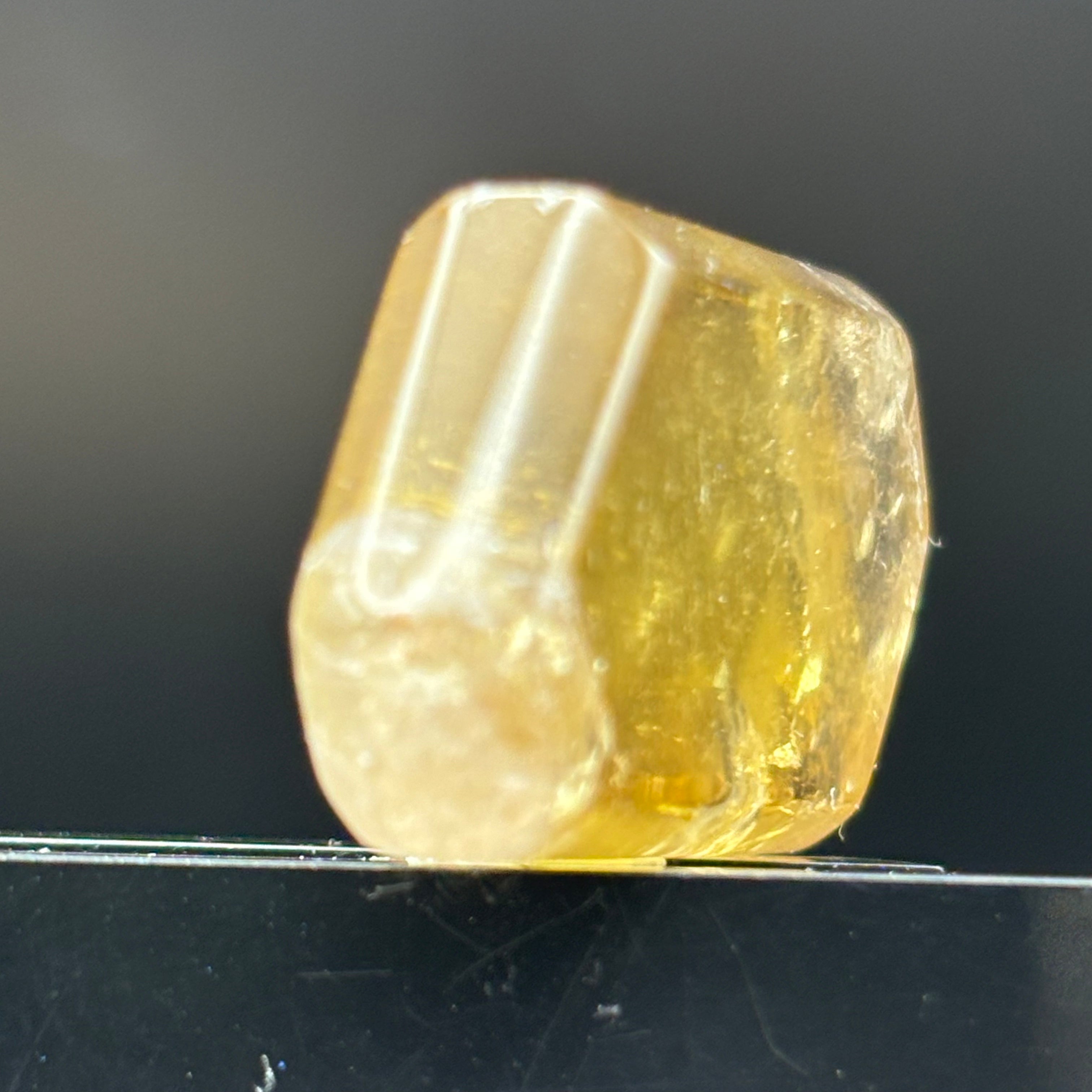 Citrine Crystal Cross-Section - 135