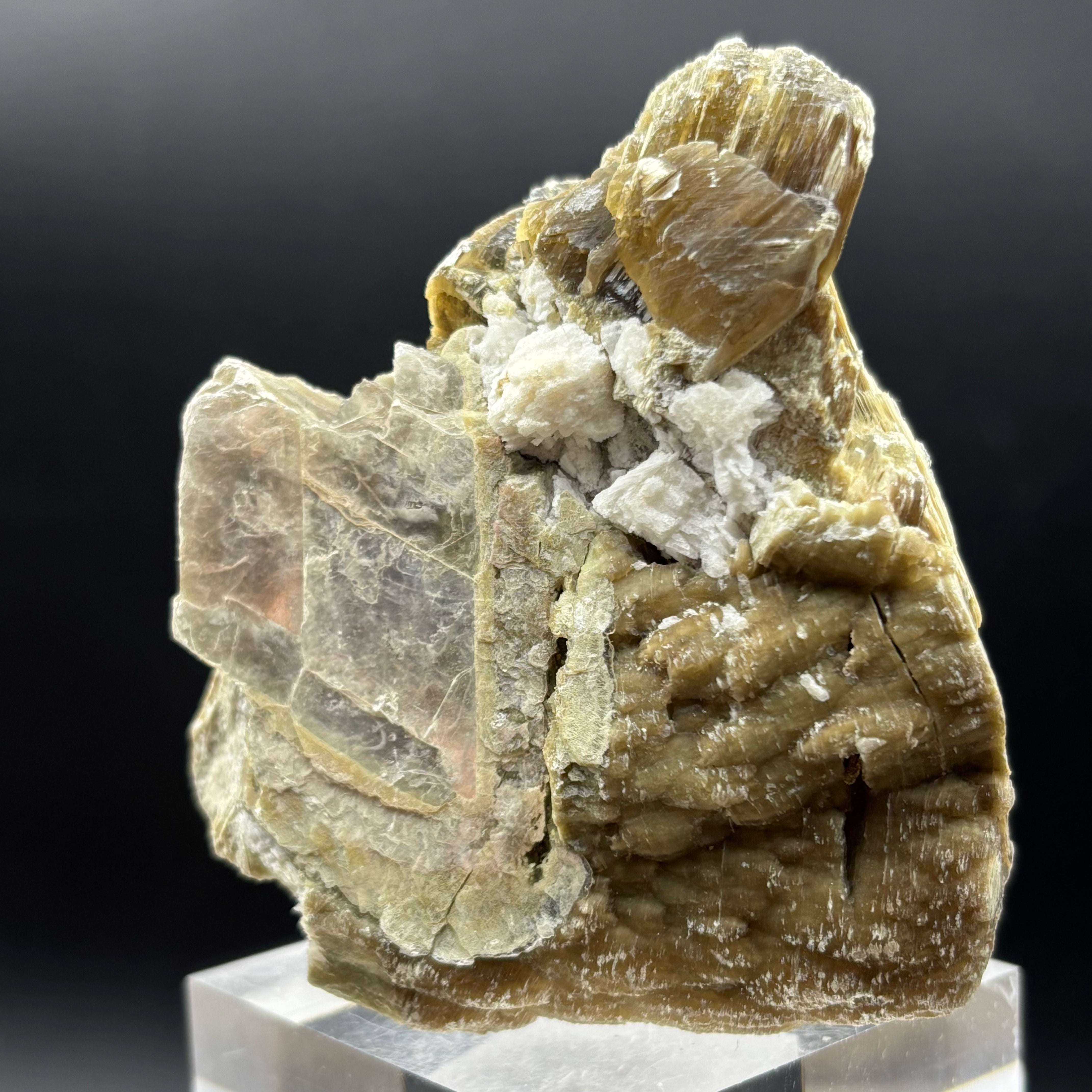 Green Gold Mica - 004