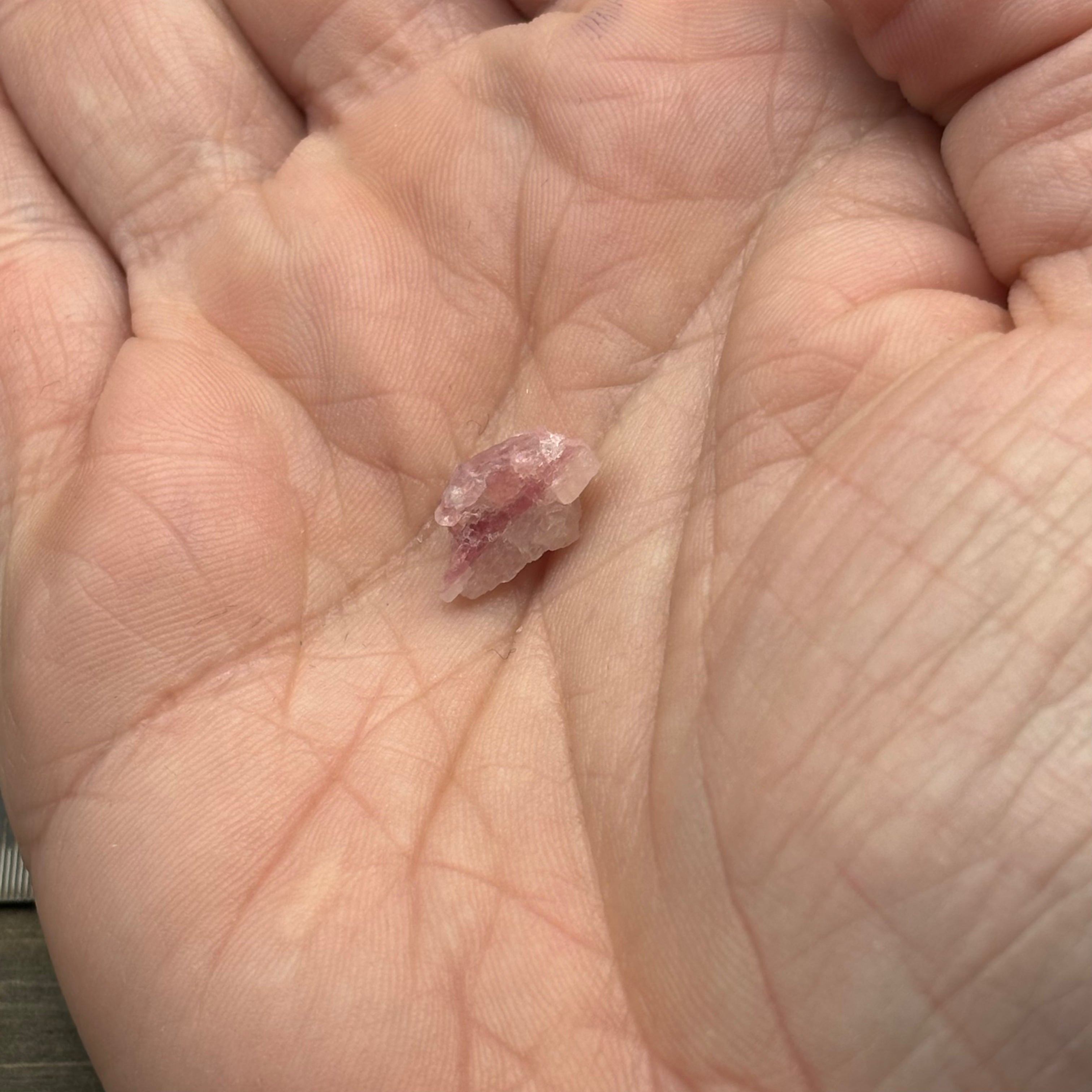 Raspberry Beryl (Pezzottaite) - 034