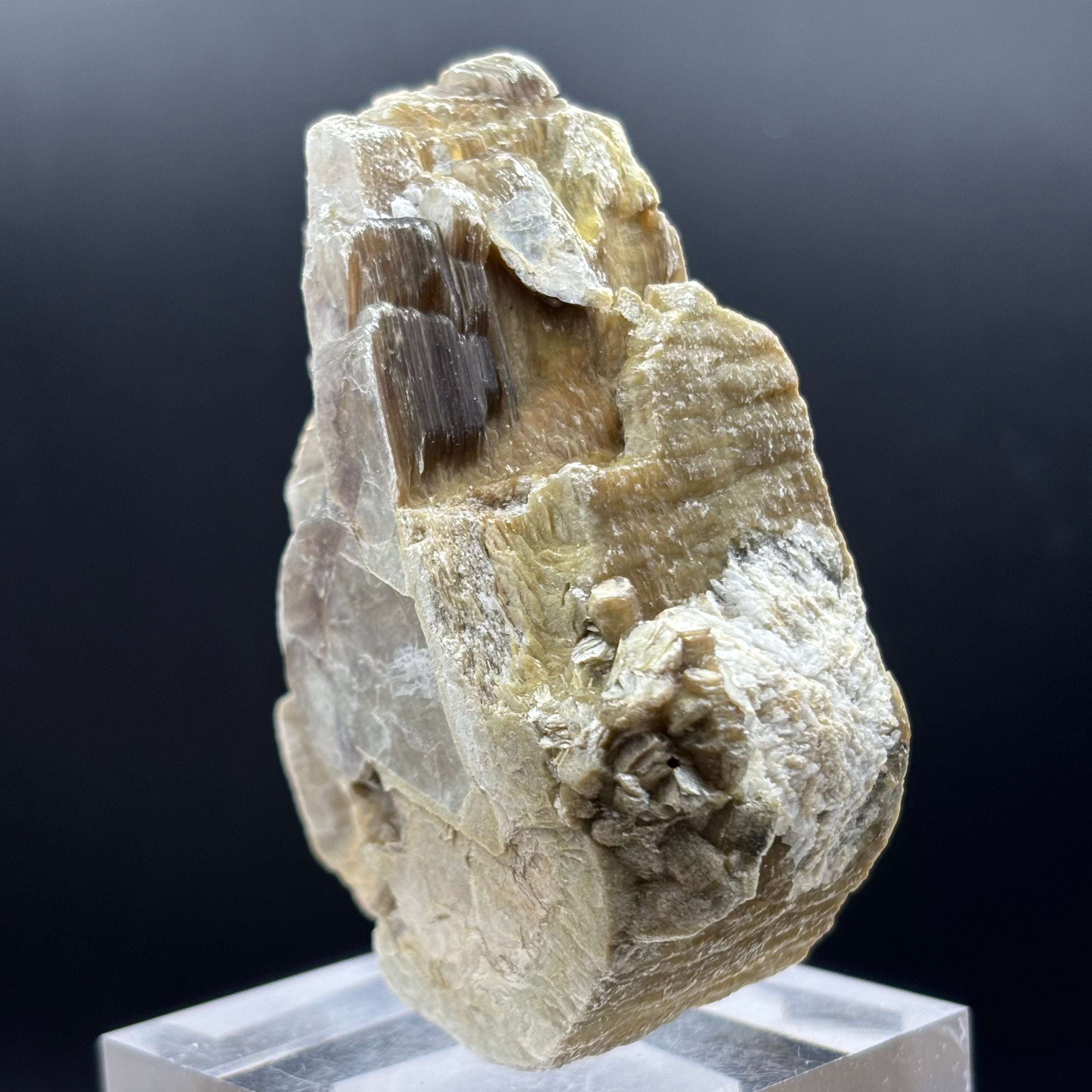 Green Gold Mica - 006