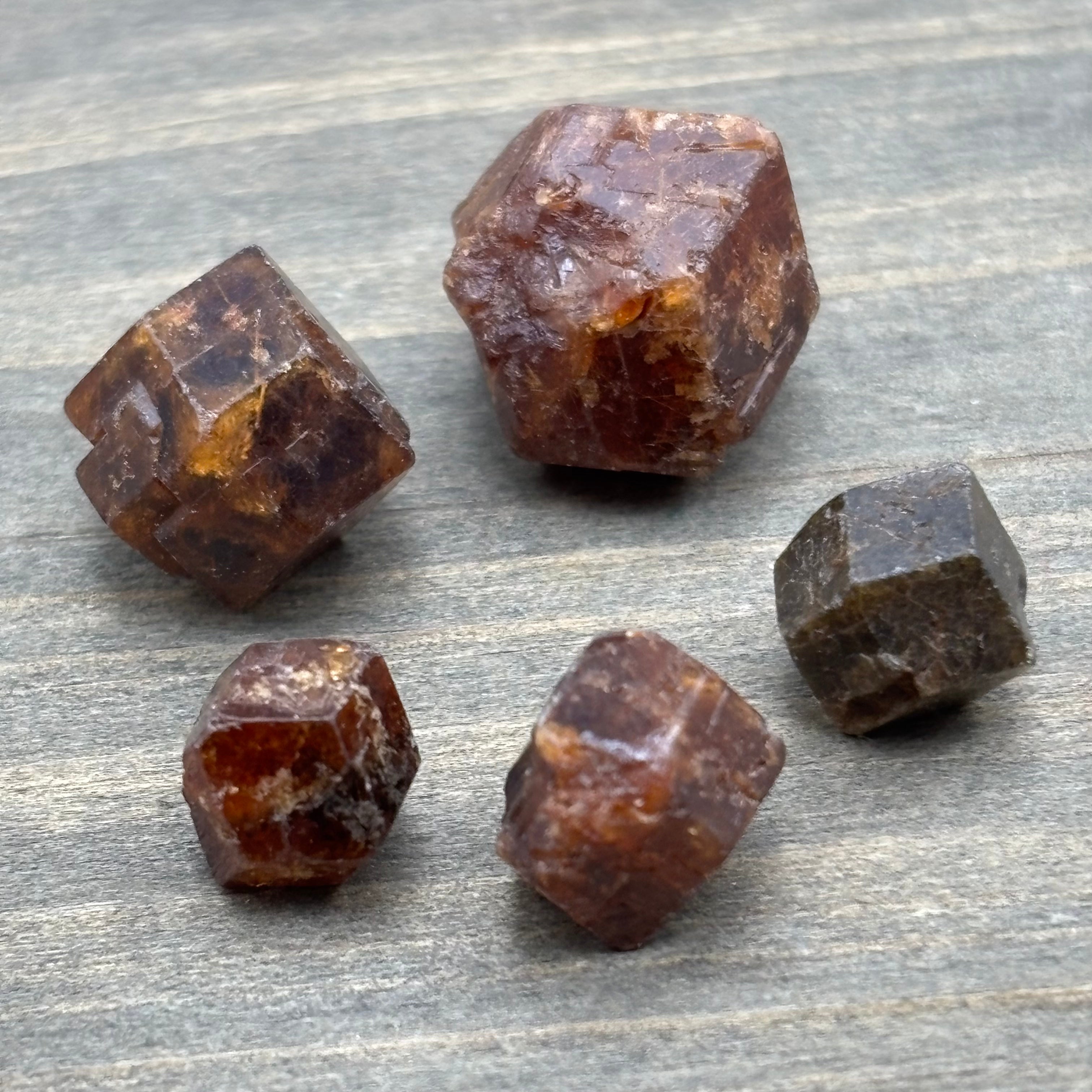 Garnet Crystal, Kit of 5