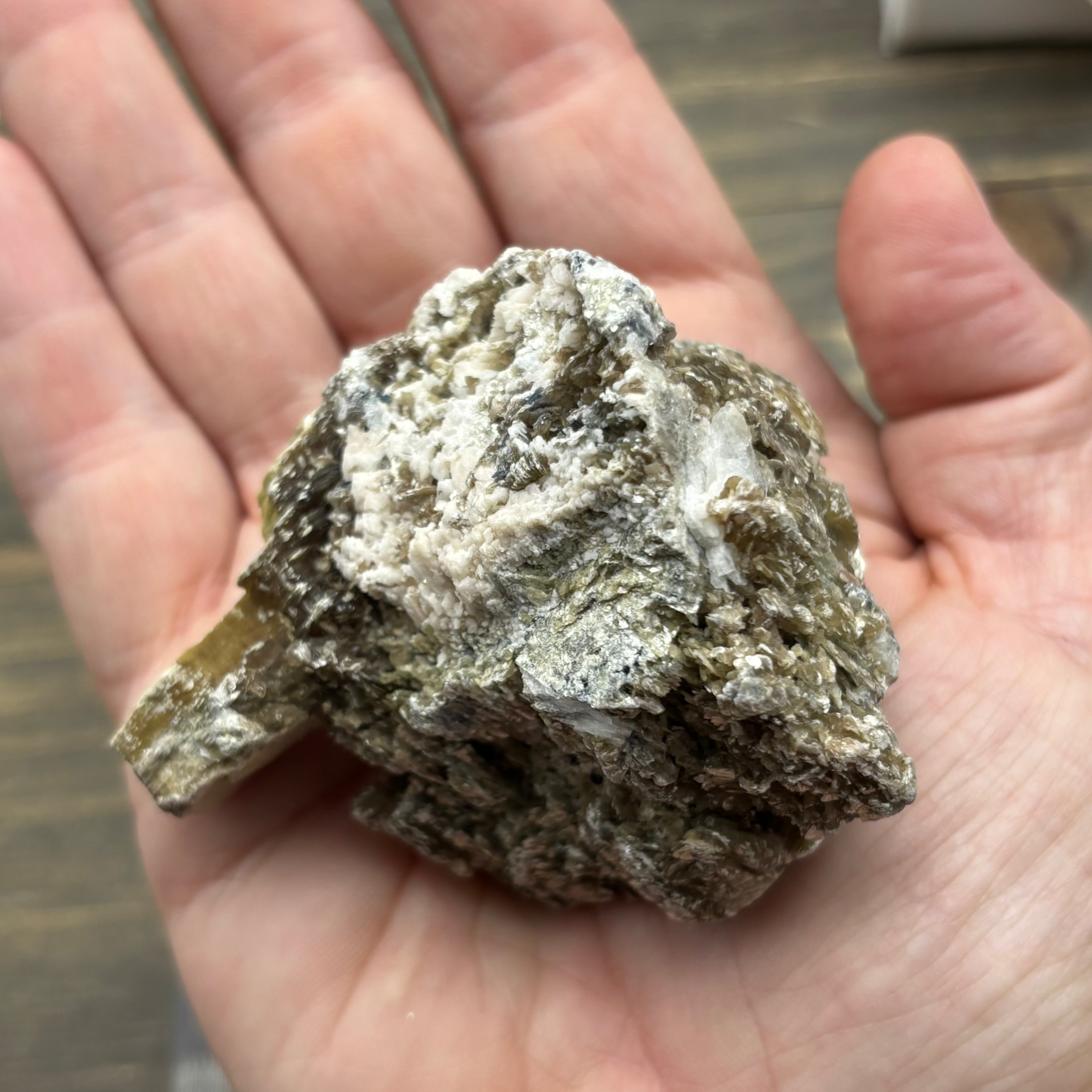 Green Gold Mica - 014