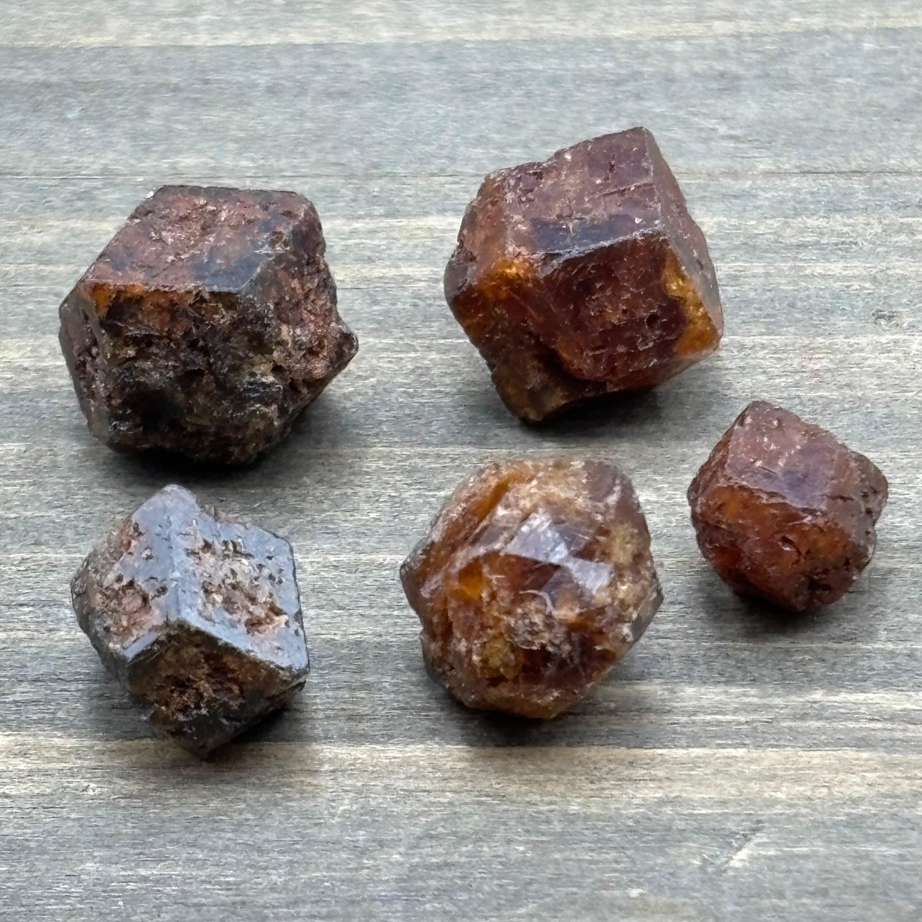 Garnet Crystal, Kit of 5