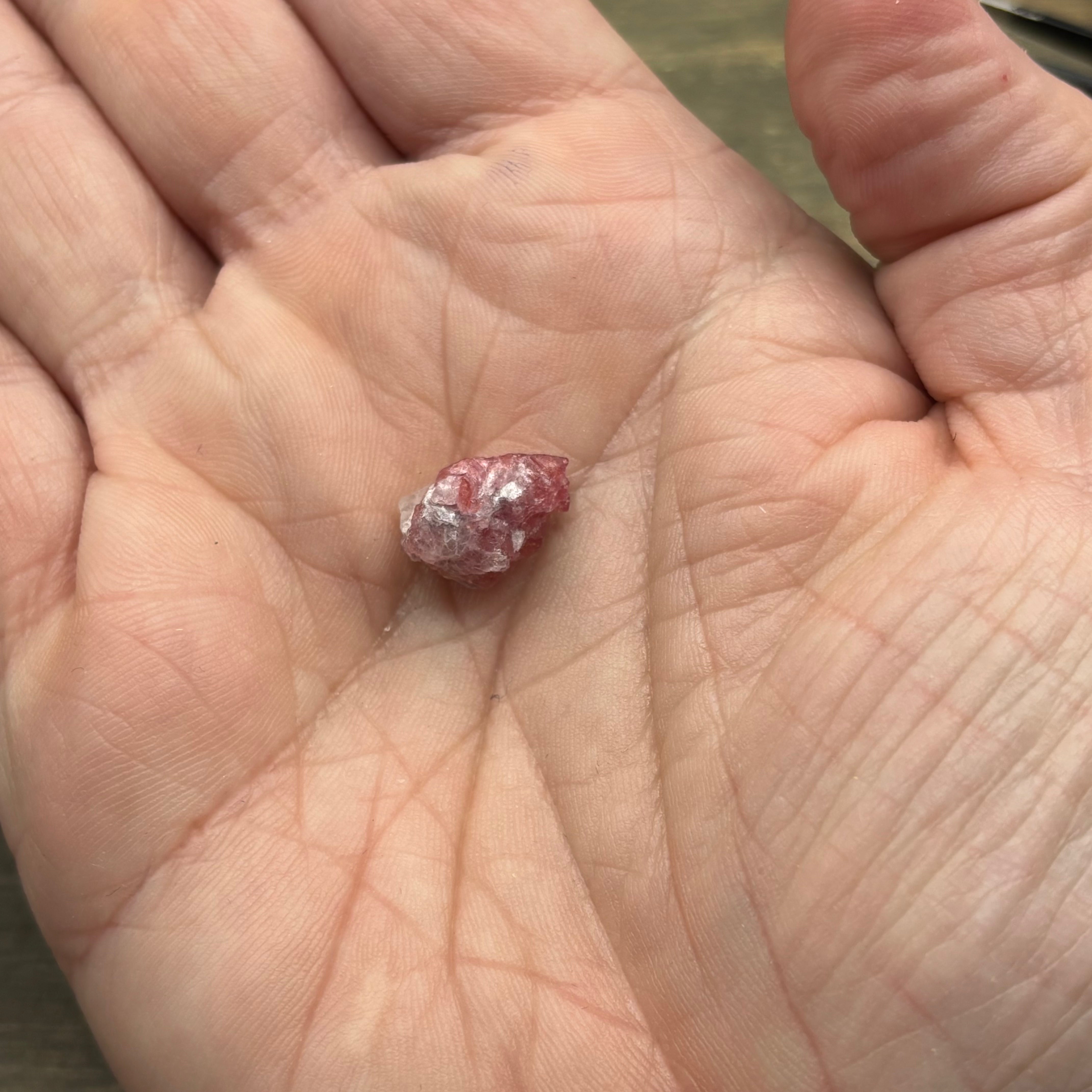 Raspberry Beryl (Pezzottaite) - 045