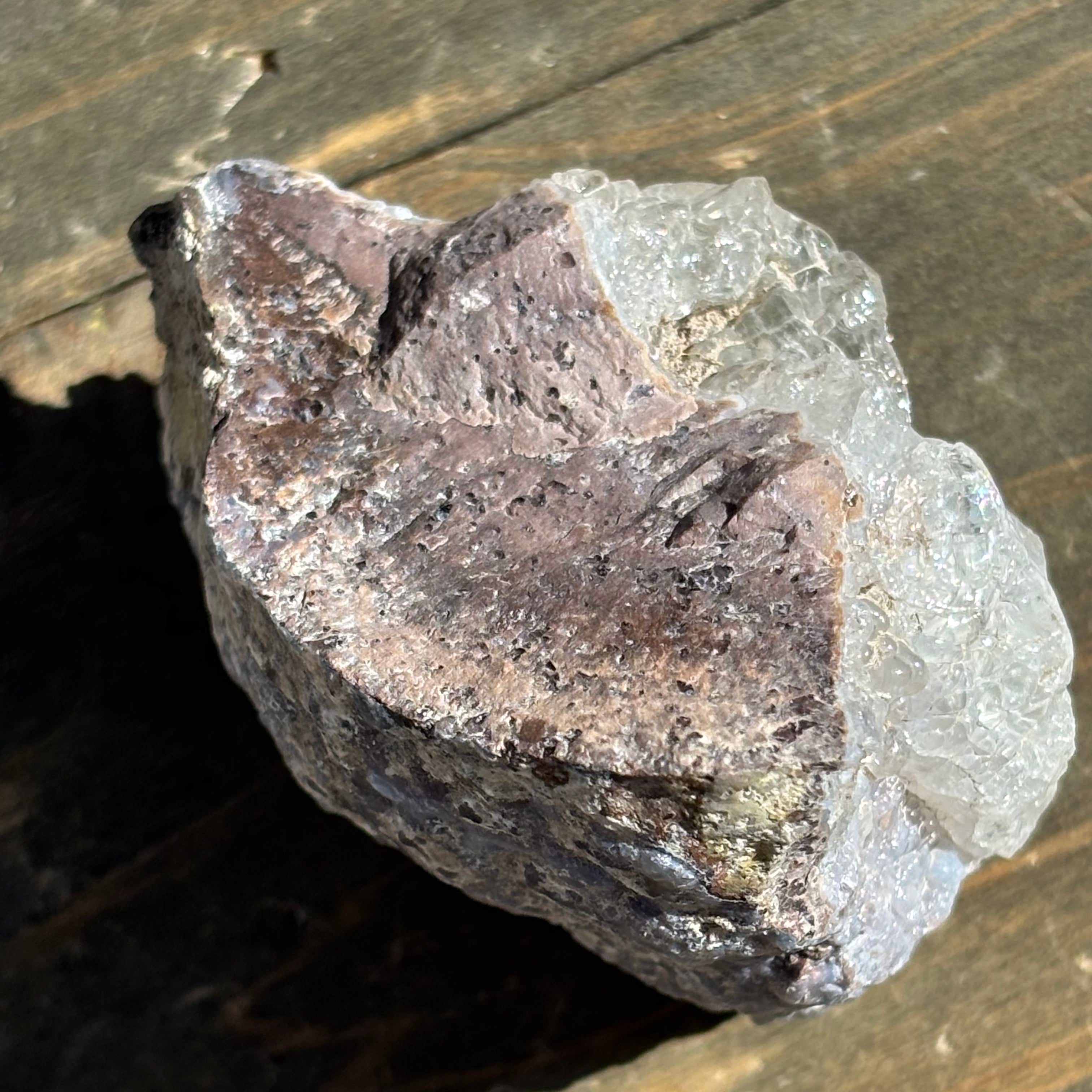 Fluorescent Hyalite Opal - 007