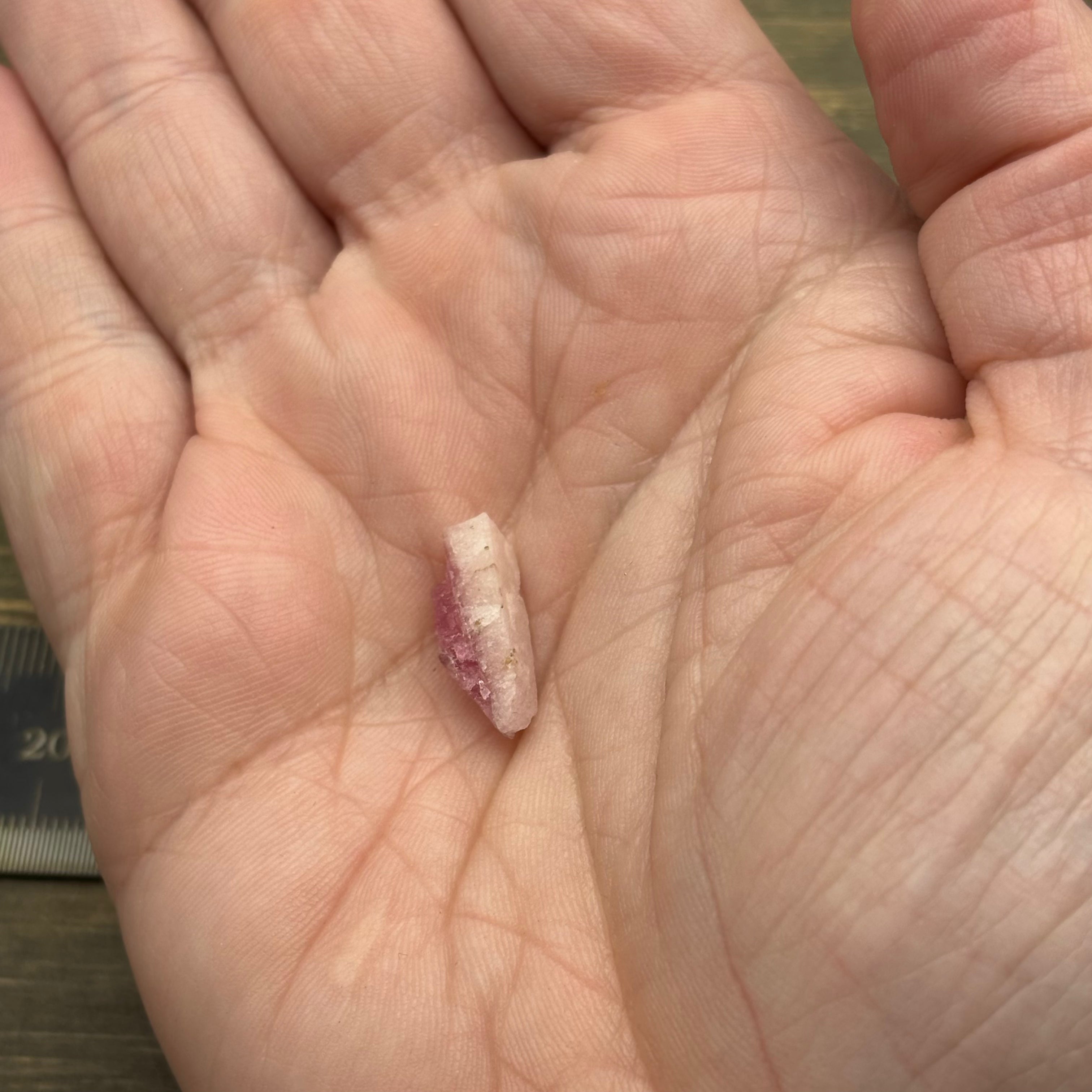 Raspberry Beryl (Pezzottaite) - 060