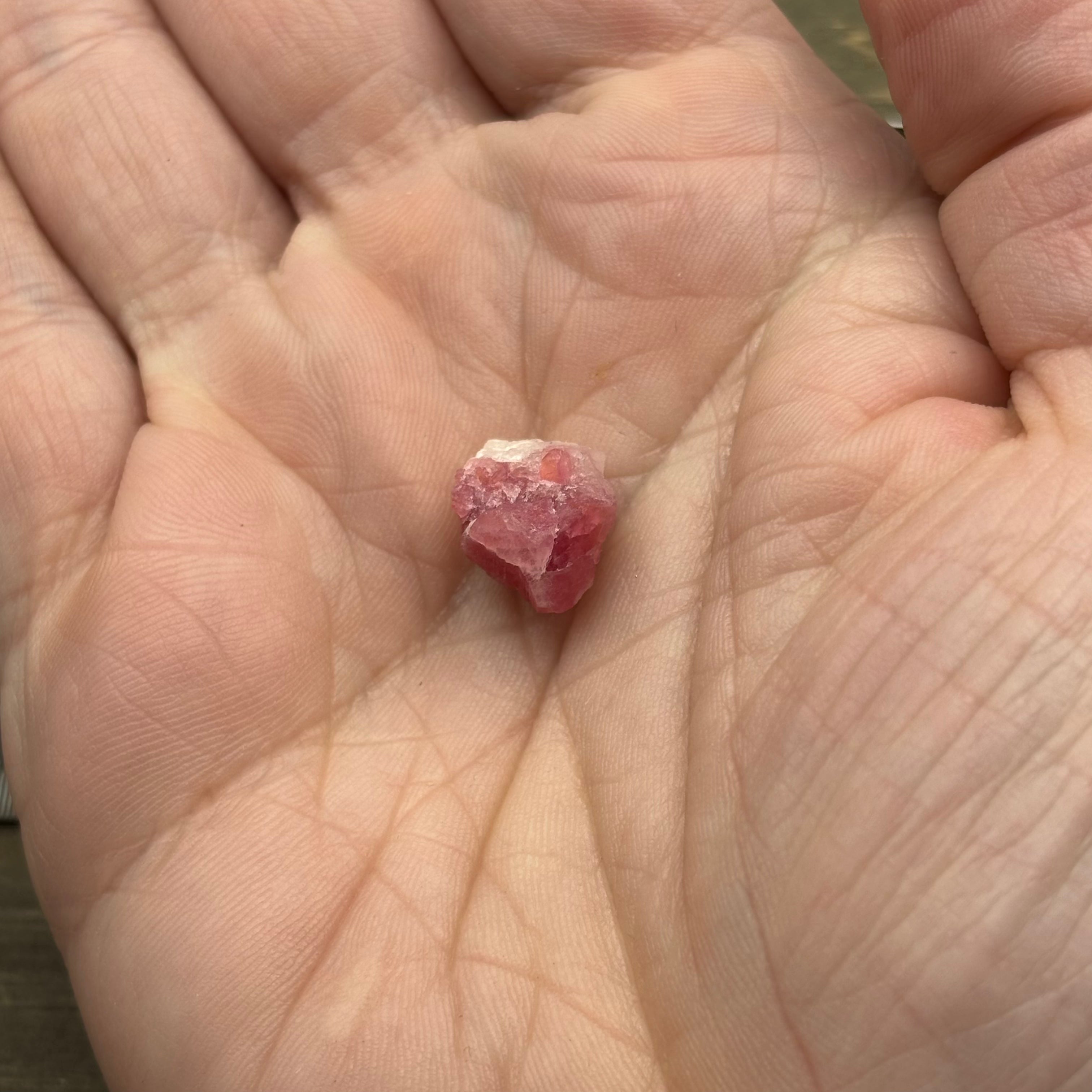 Raspberry Beryl (Pezzottaite) - 062