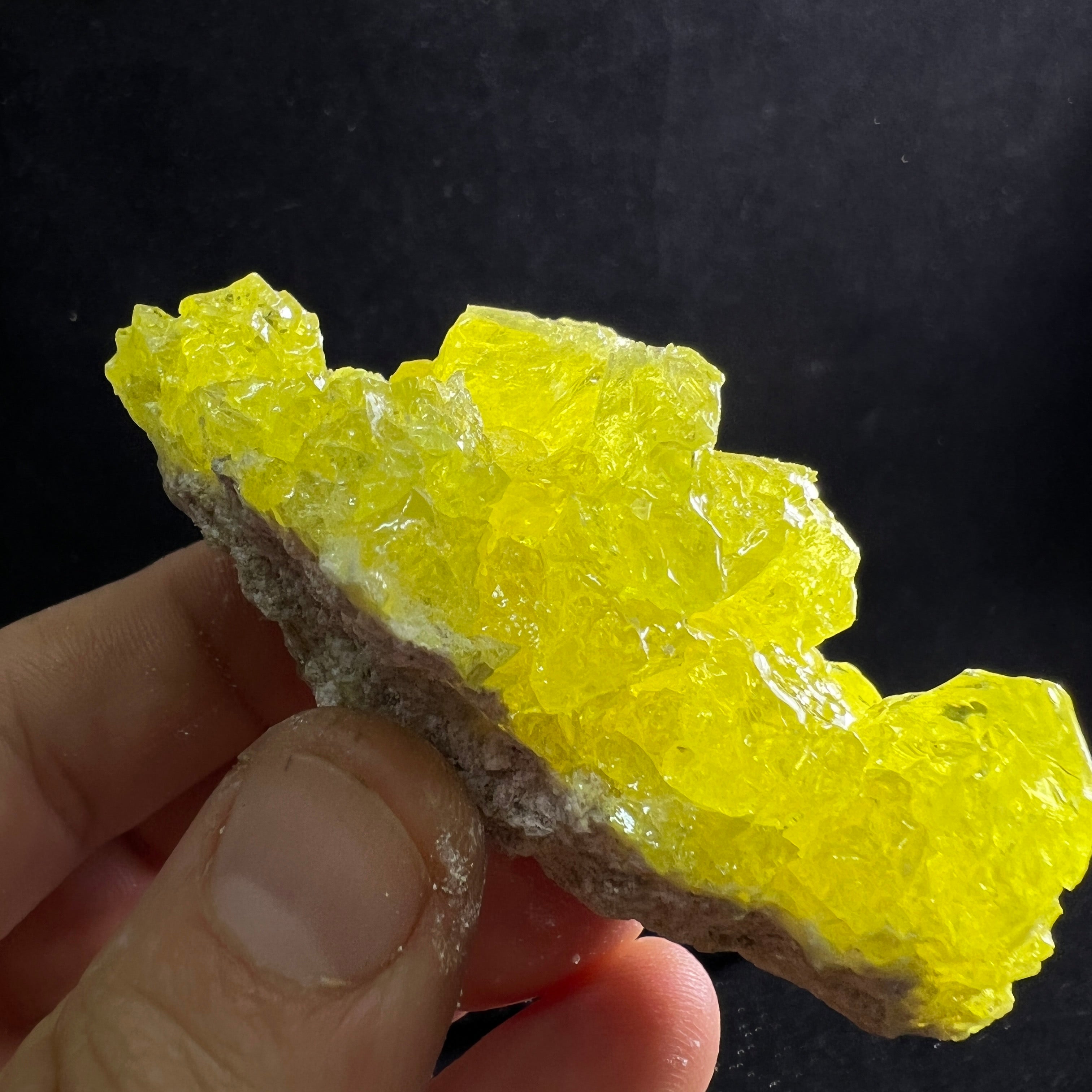 Sulfur Whole Crystal  129