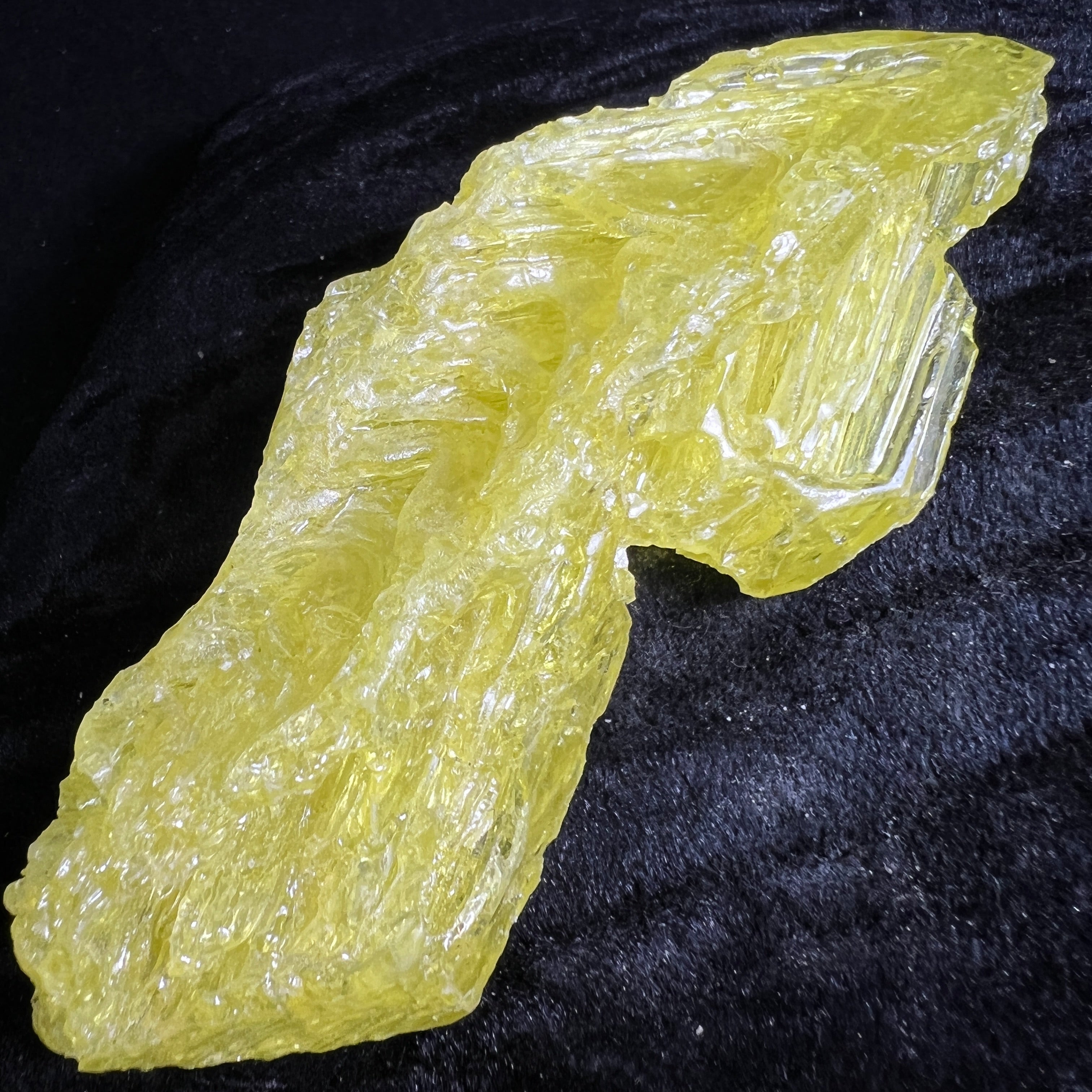 Sulfur Whole Crystal  136