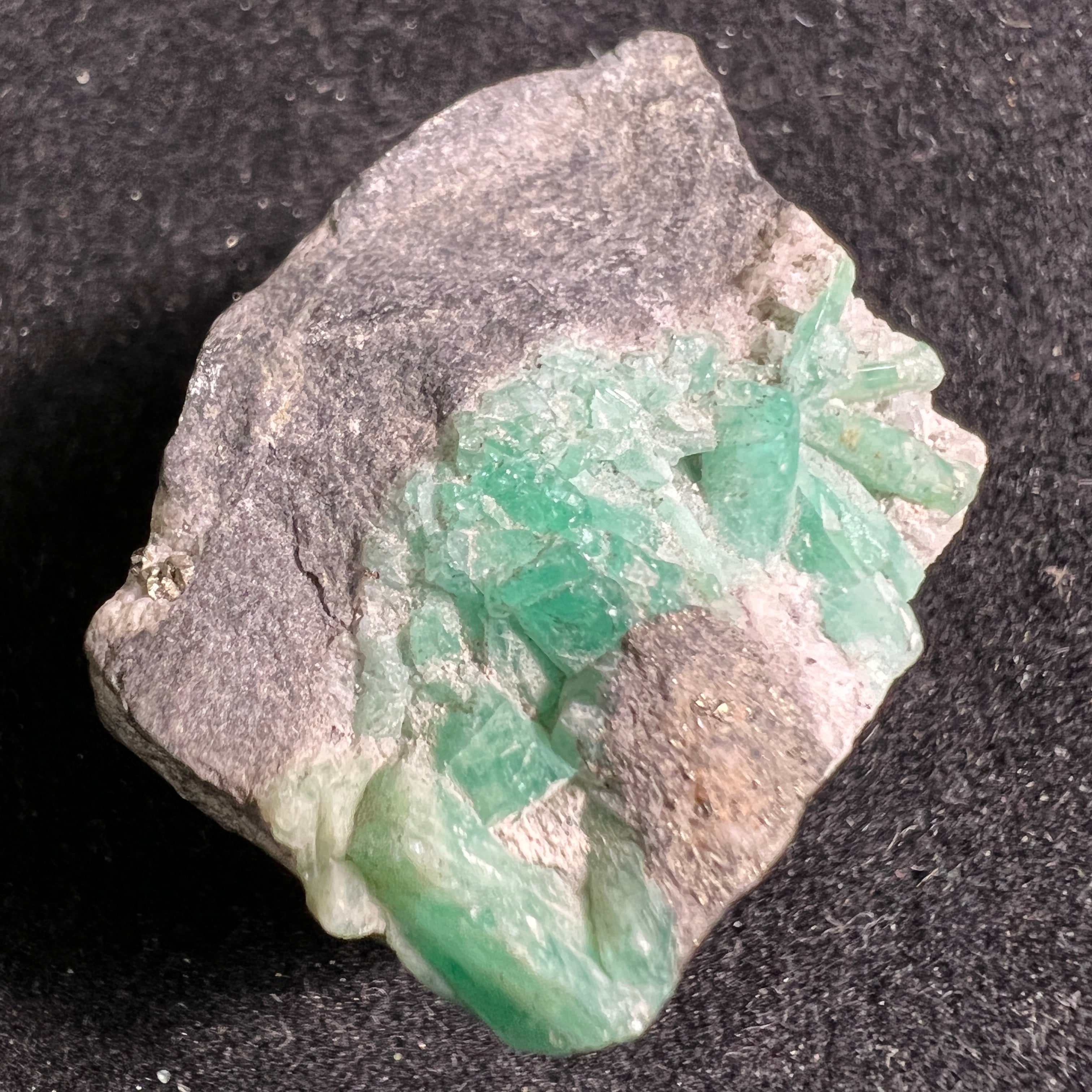 Colombian Real Emerald - 083
