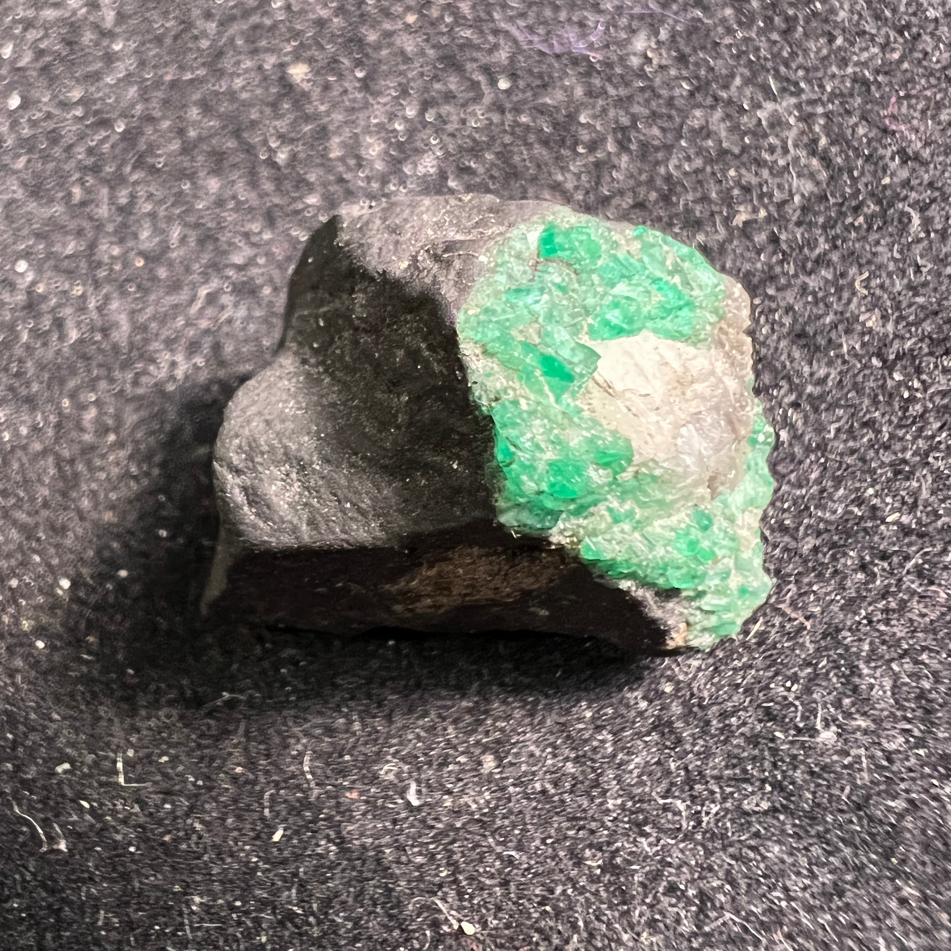 Colombian Real Emerald - 084