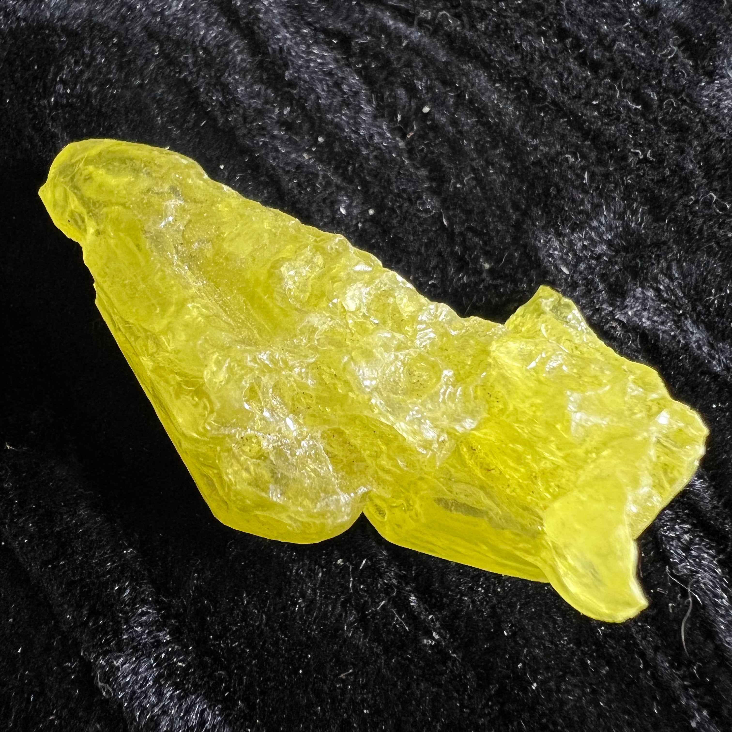 Sulfur Whole Crystal  047
